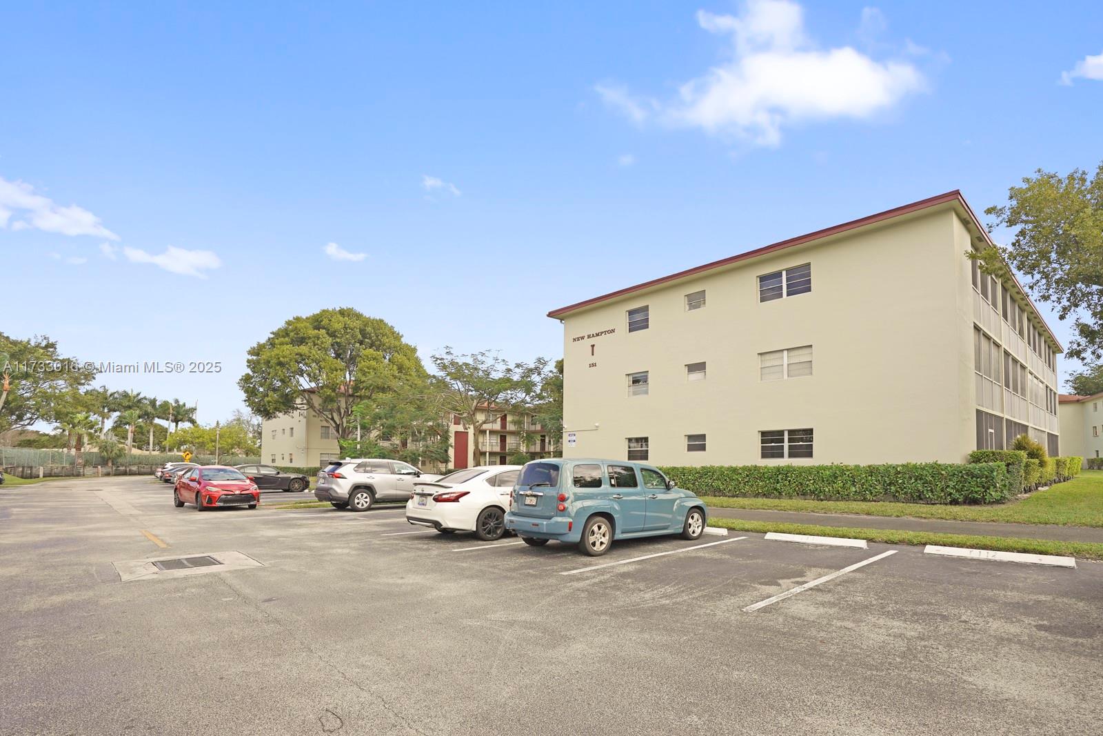 151 SW 135th Ter #302T, Pembroke Pines, Florida image 22