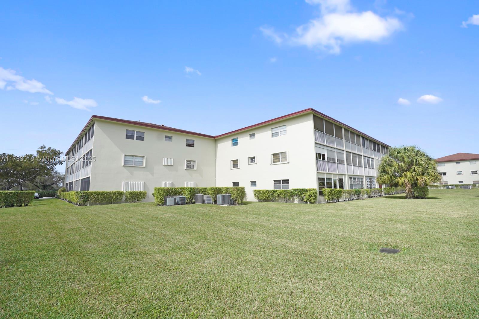 151 SW 135th Ter #302T, Pembroke Pines, Florida image 23