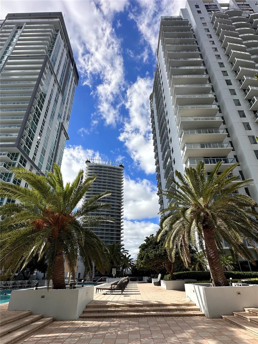 1060 Brickell Ave #413, Miami, Florida image 9