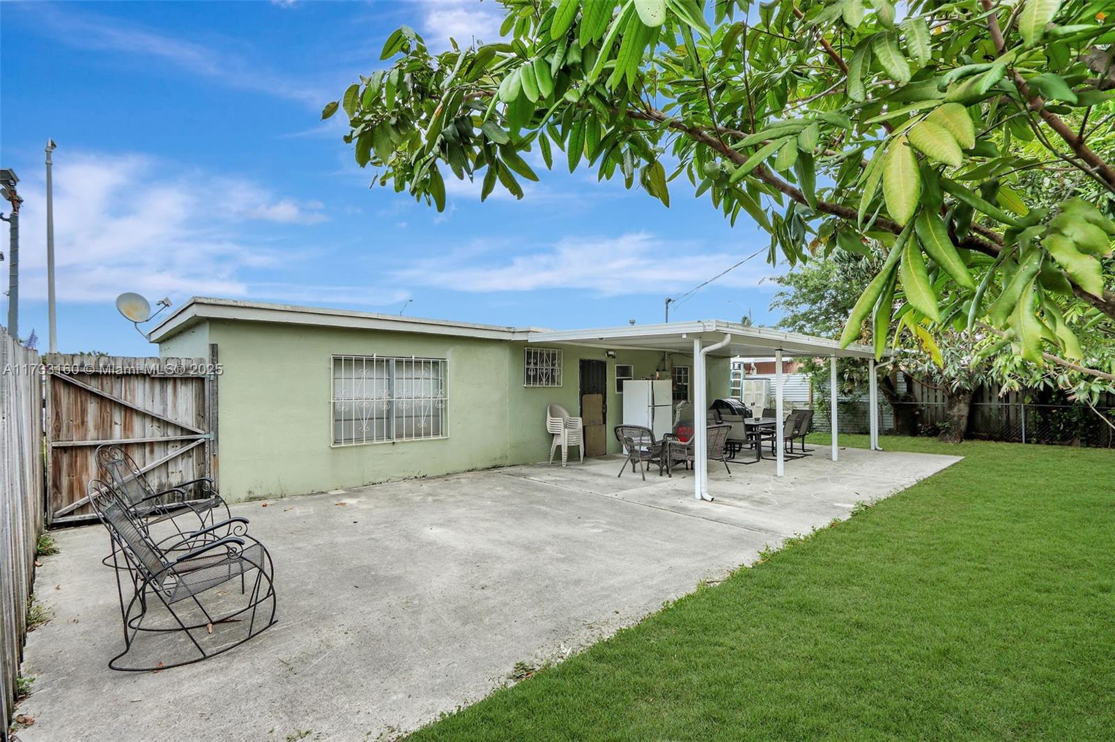 750 E 8th Ave, Hialeah, Florida image 3