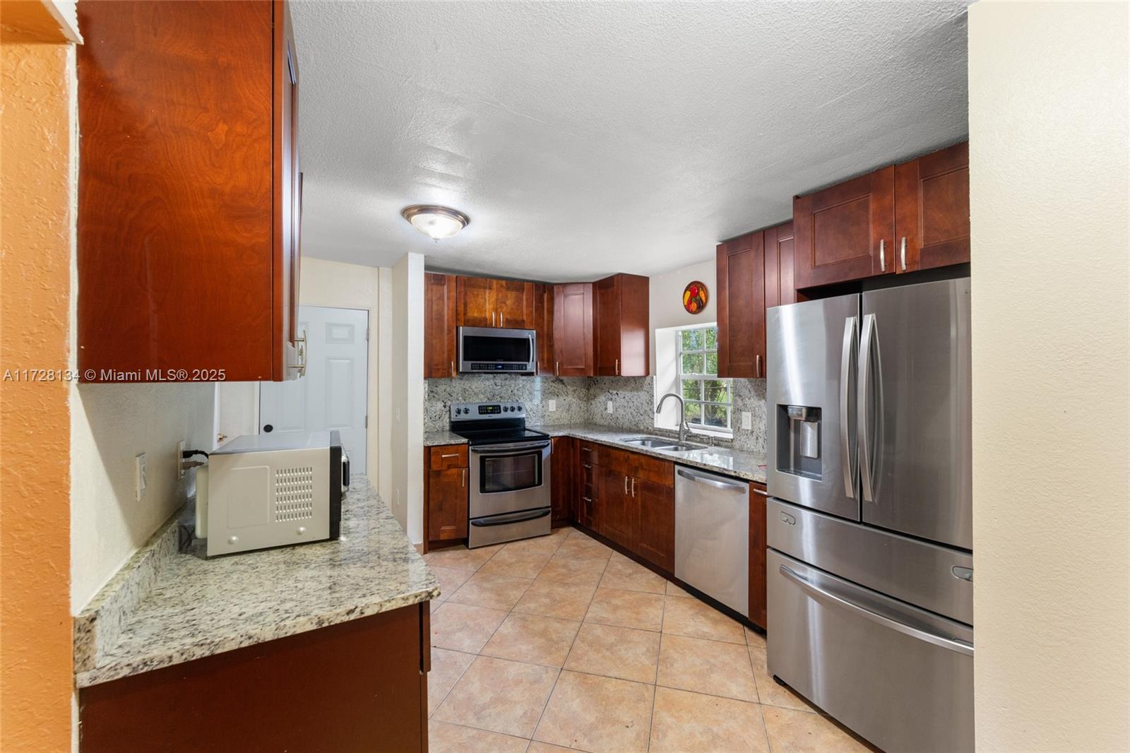 Listing Photo 21