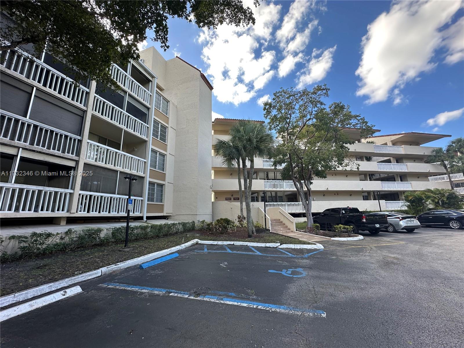 7021 Environ Blvd #317, Lauderhill, Florida image 39