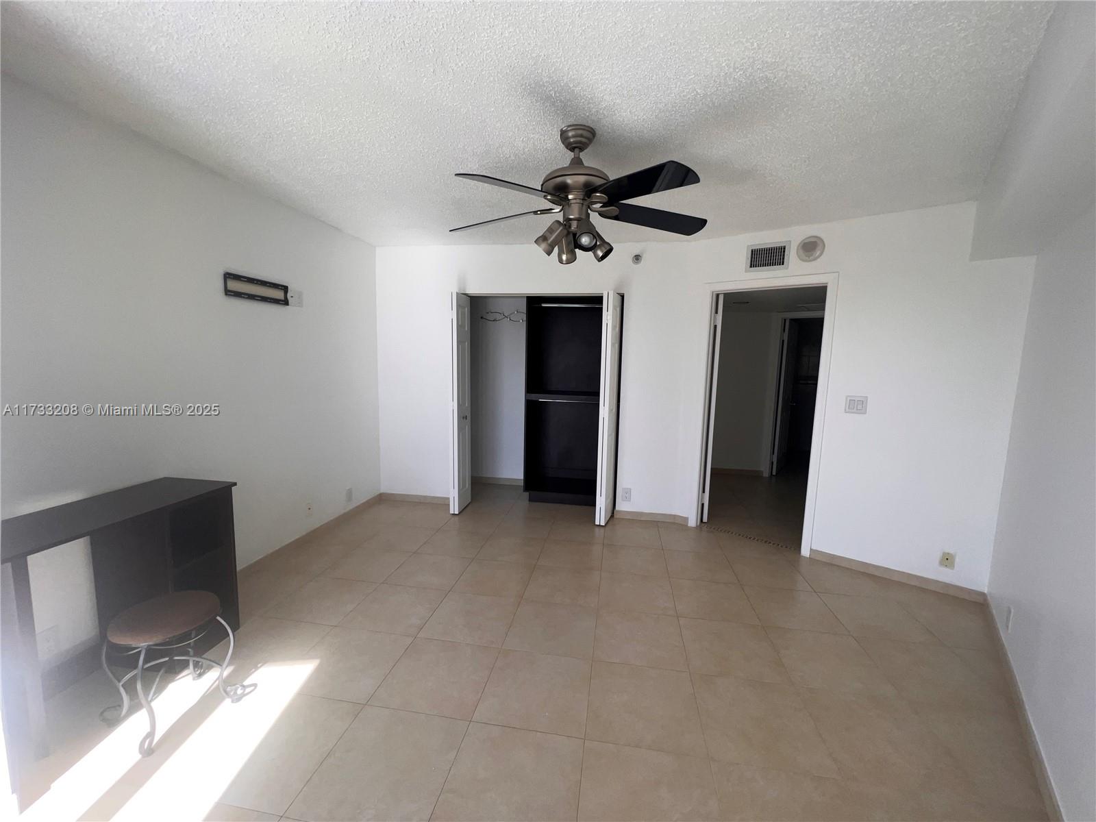 3530 Mystic Pointe Dr #1004, Aventura FL 33180