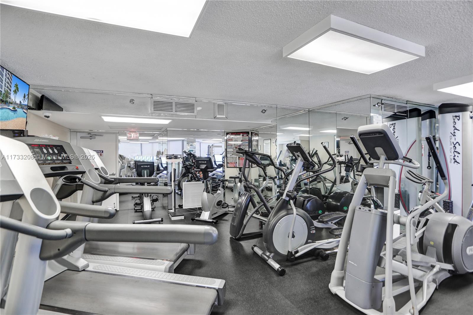 3530 Mystic Pointe Dr #1004, Aventura FL 33180