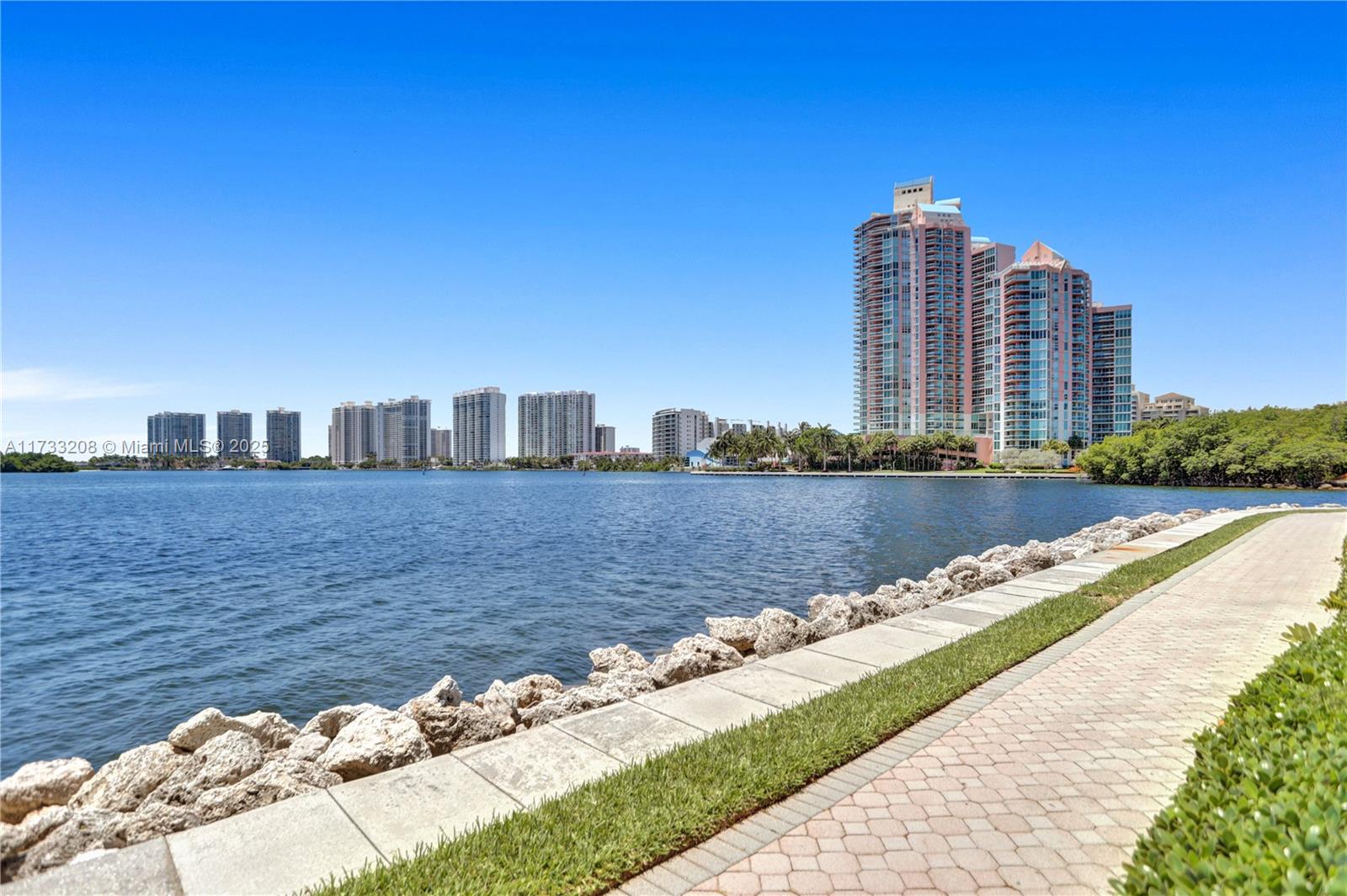 3530 Mystic Pointe Dr #1004, Aventura FL 33180