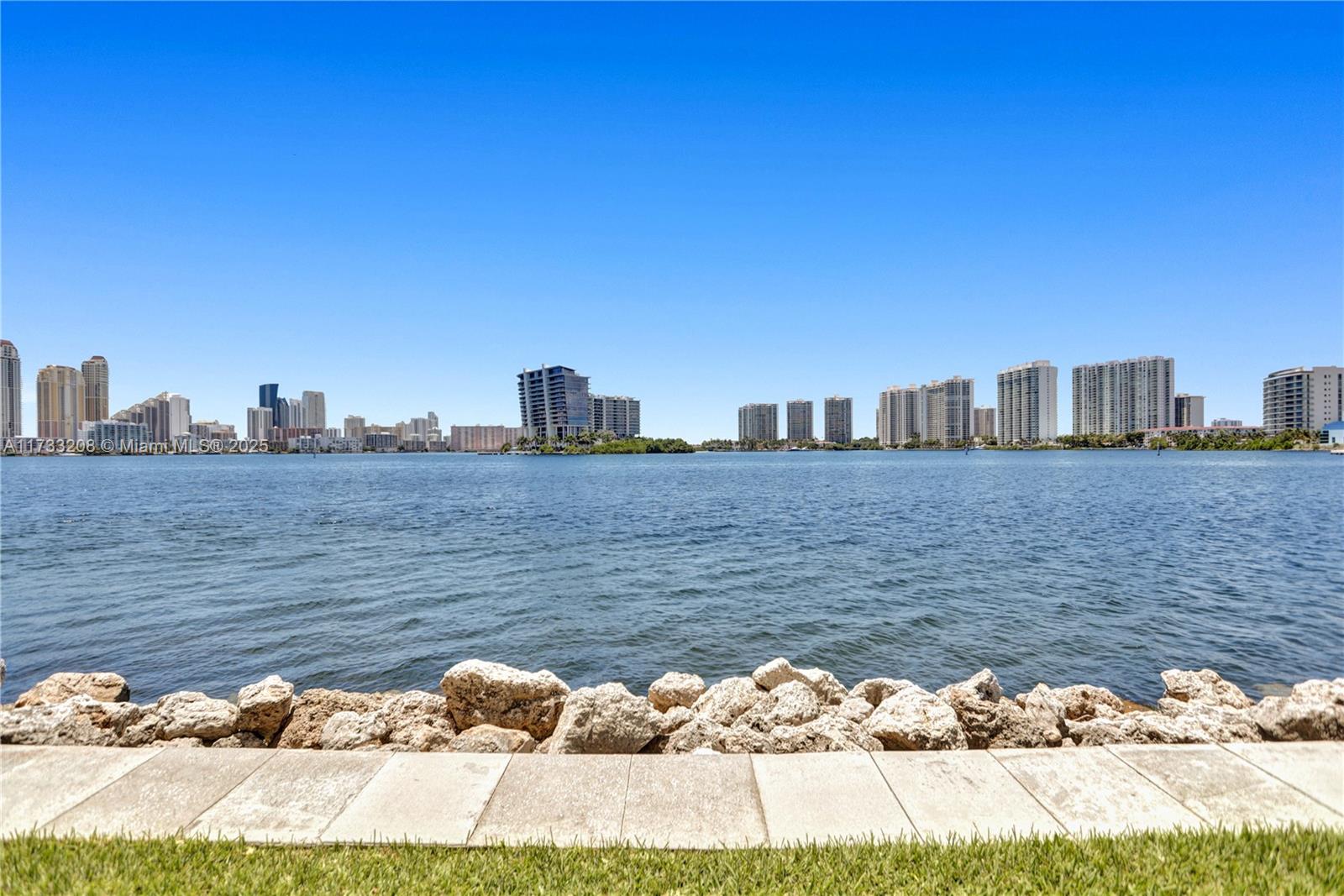 3530 Mystic Pointe Dr #1004, Aventura FL 33180