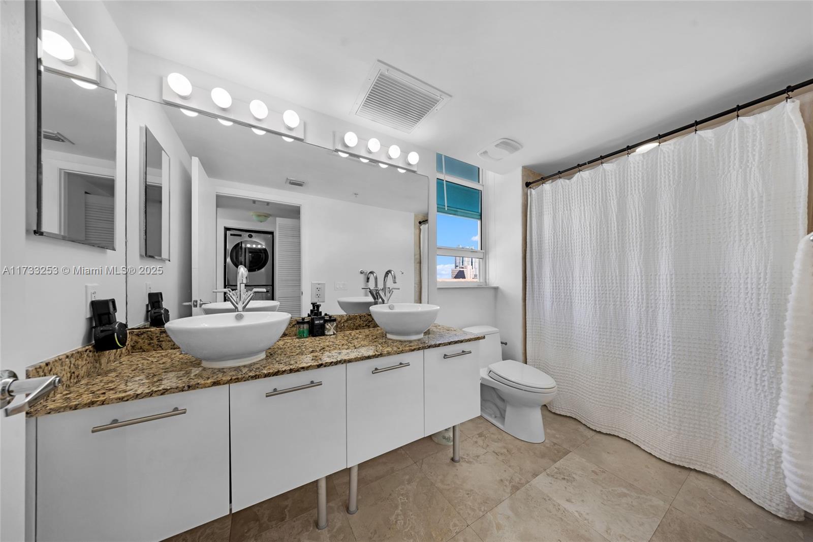 41 SE 5th St #816, Miami, Florida image 22