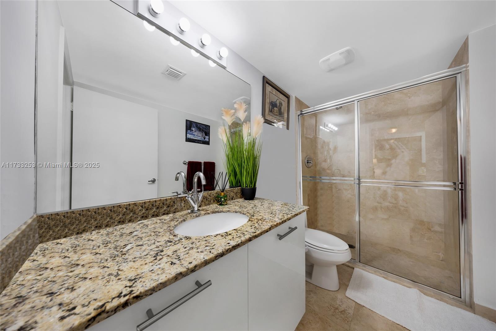 41 SE 5th St #816, Miami, Florida image 24