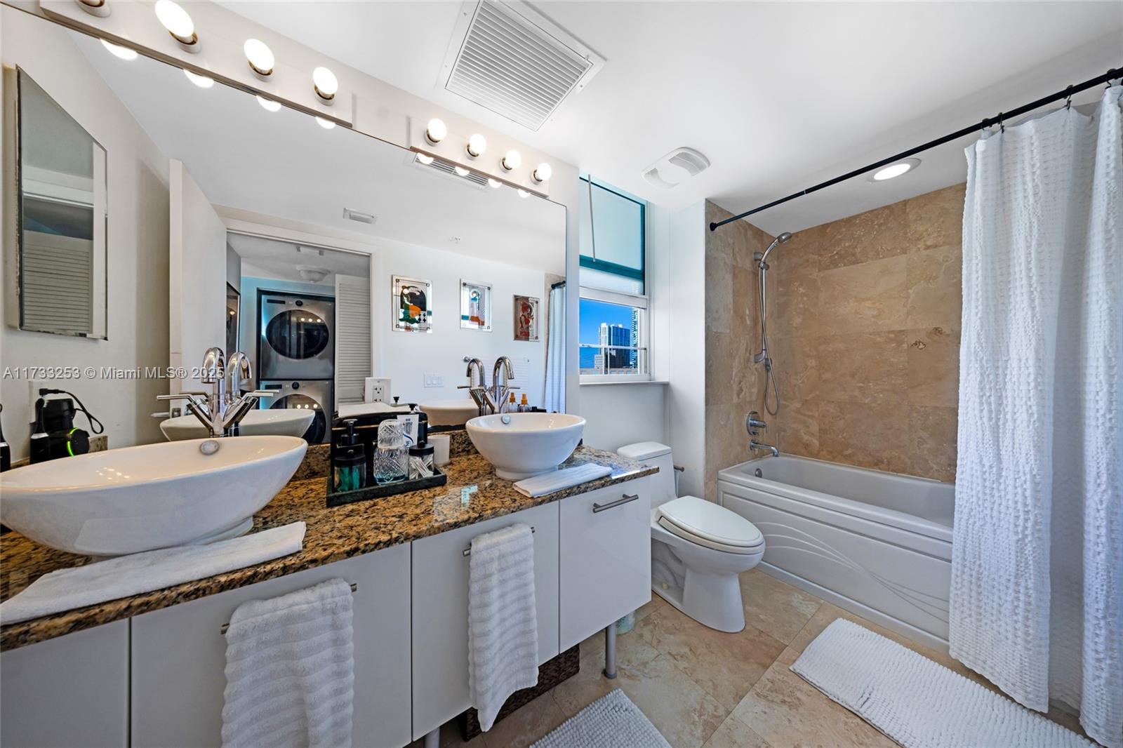 41 SE 5th St #816, Miami, Florida image 33