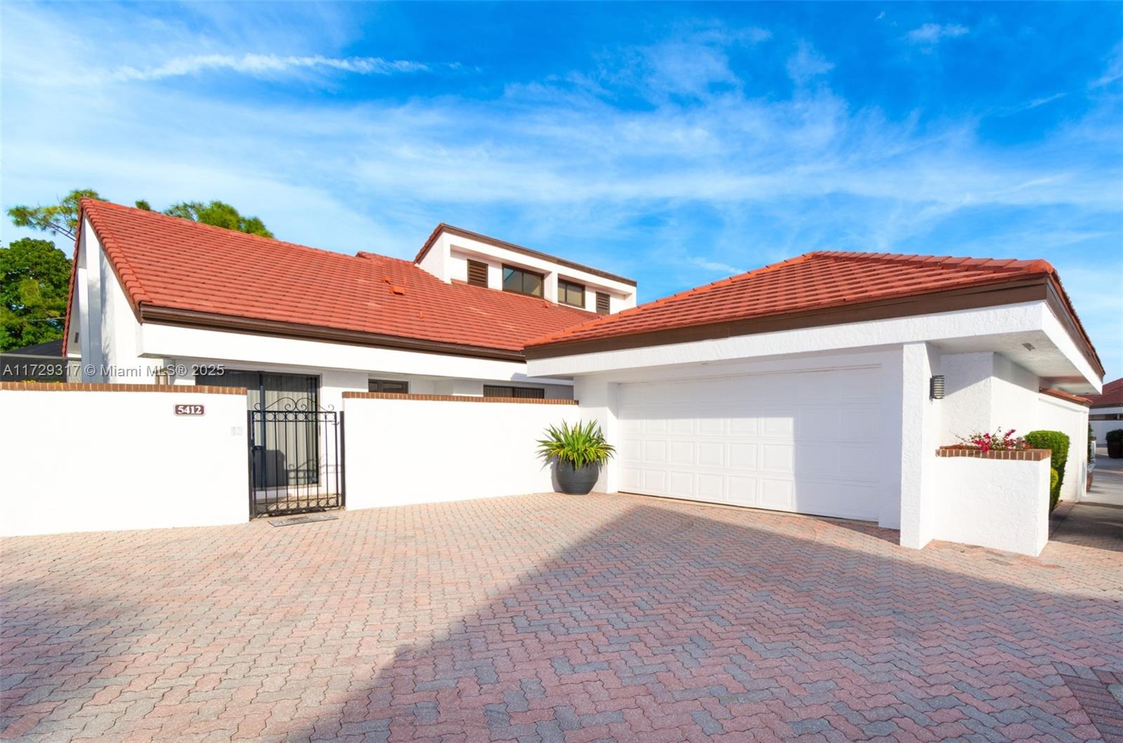 5412 5412 Harbour Castle Dr, Fort Myers, Florida image 1