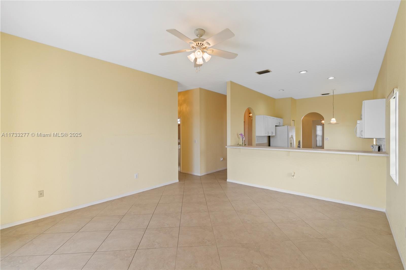 1237 NW 167th Ave, Pembroke Pines, Florida image 12