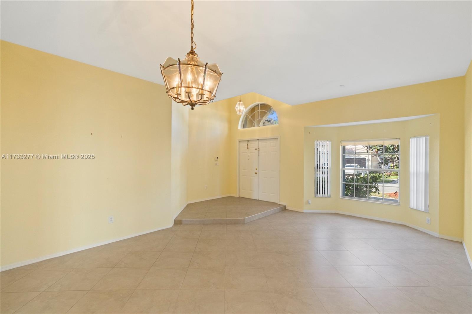 1237 NW 167th Ave, Pembroke Pines, Florida image 3