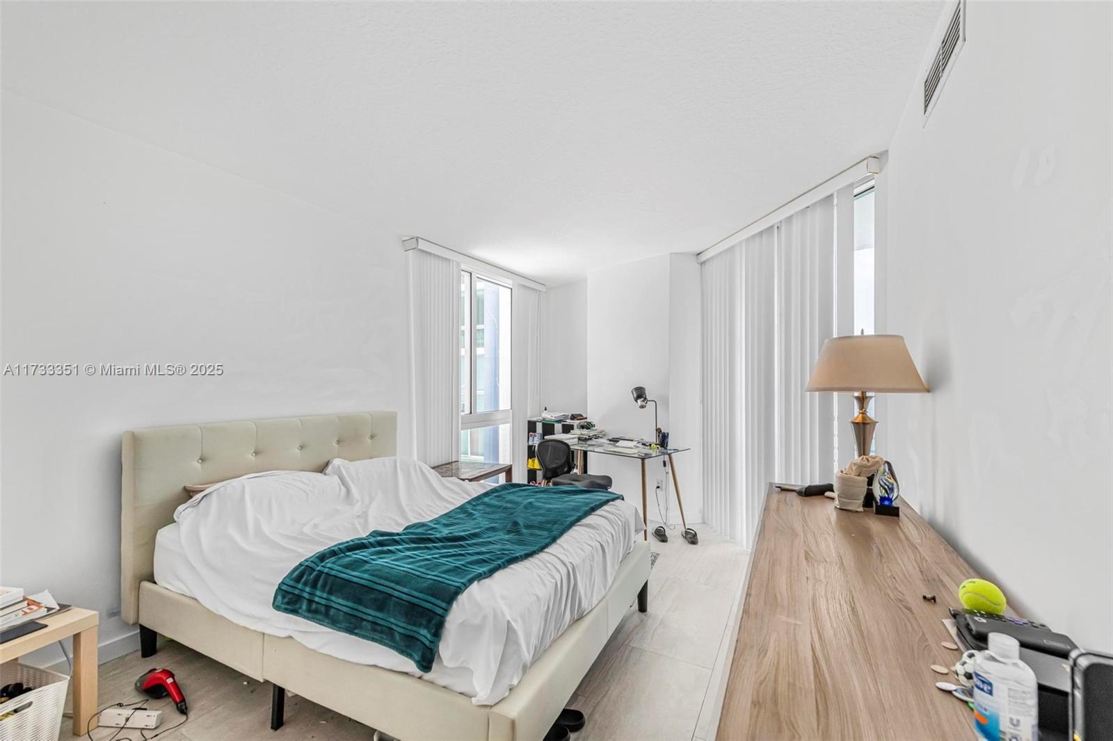 325 S Biscayne Blvd #1726, Miami FL 33131