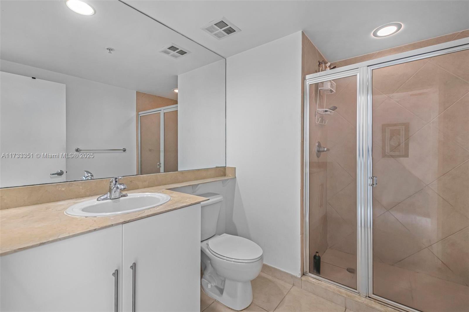 325 S Biscayne Blvd #1726, Miami FL 33131