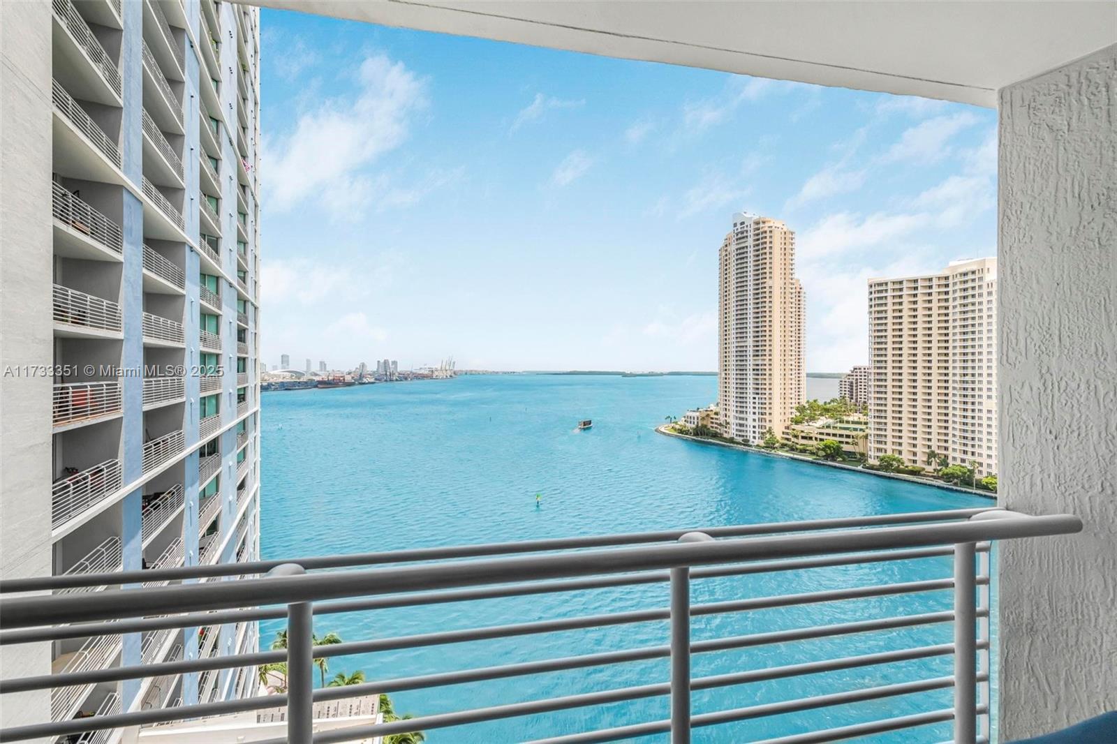 325 S Biscayne Blvd #1726, Miami FL 33131