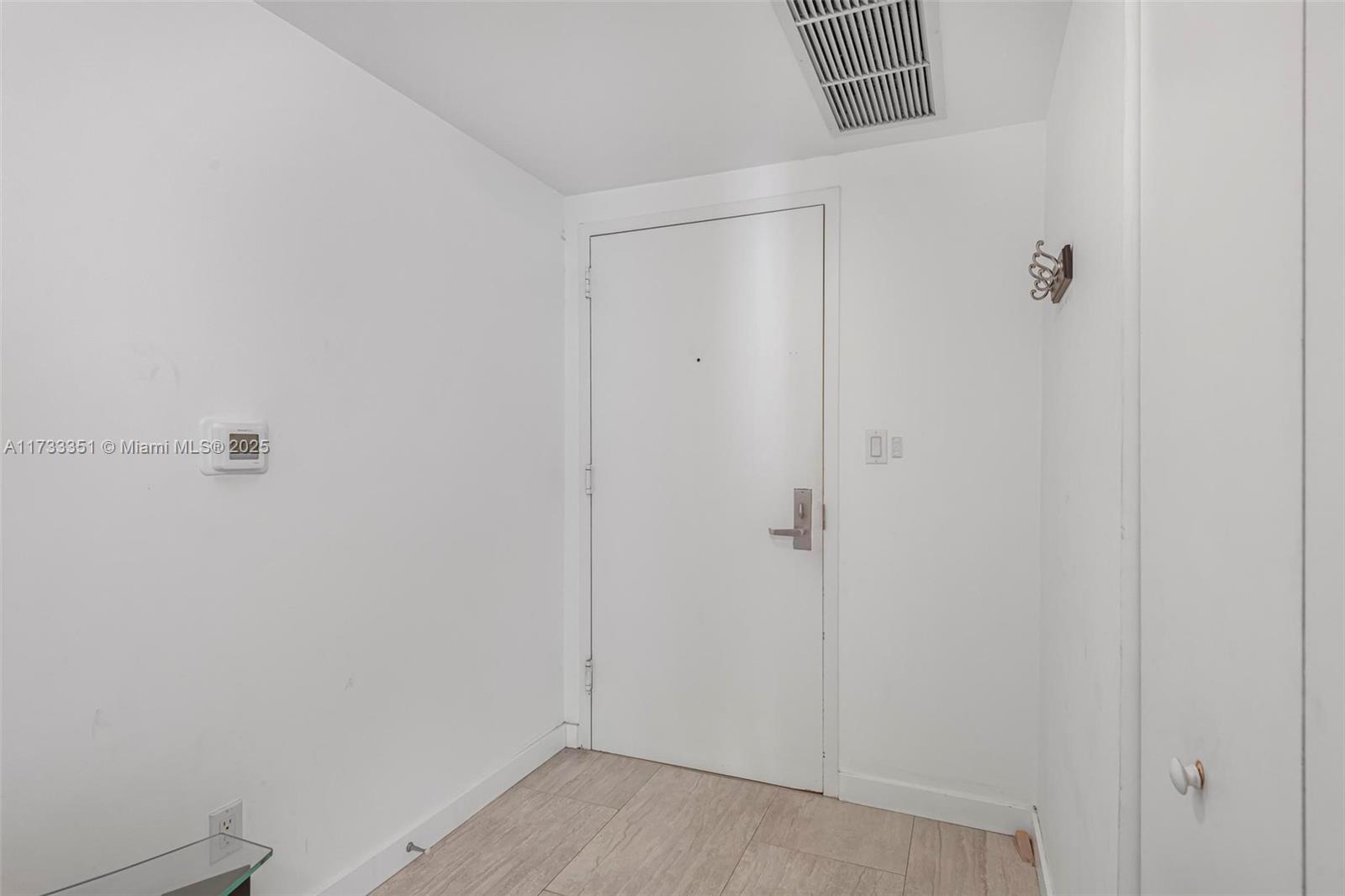 325 S Biscayne Blvd #1726, Miami FL 33131