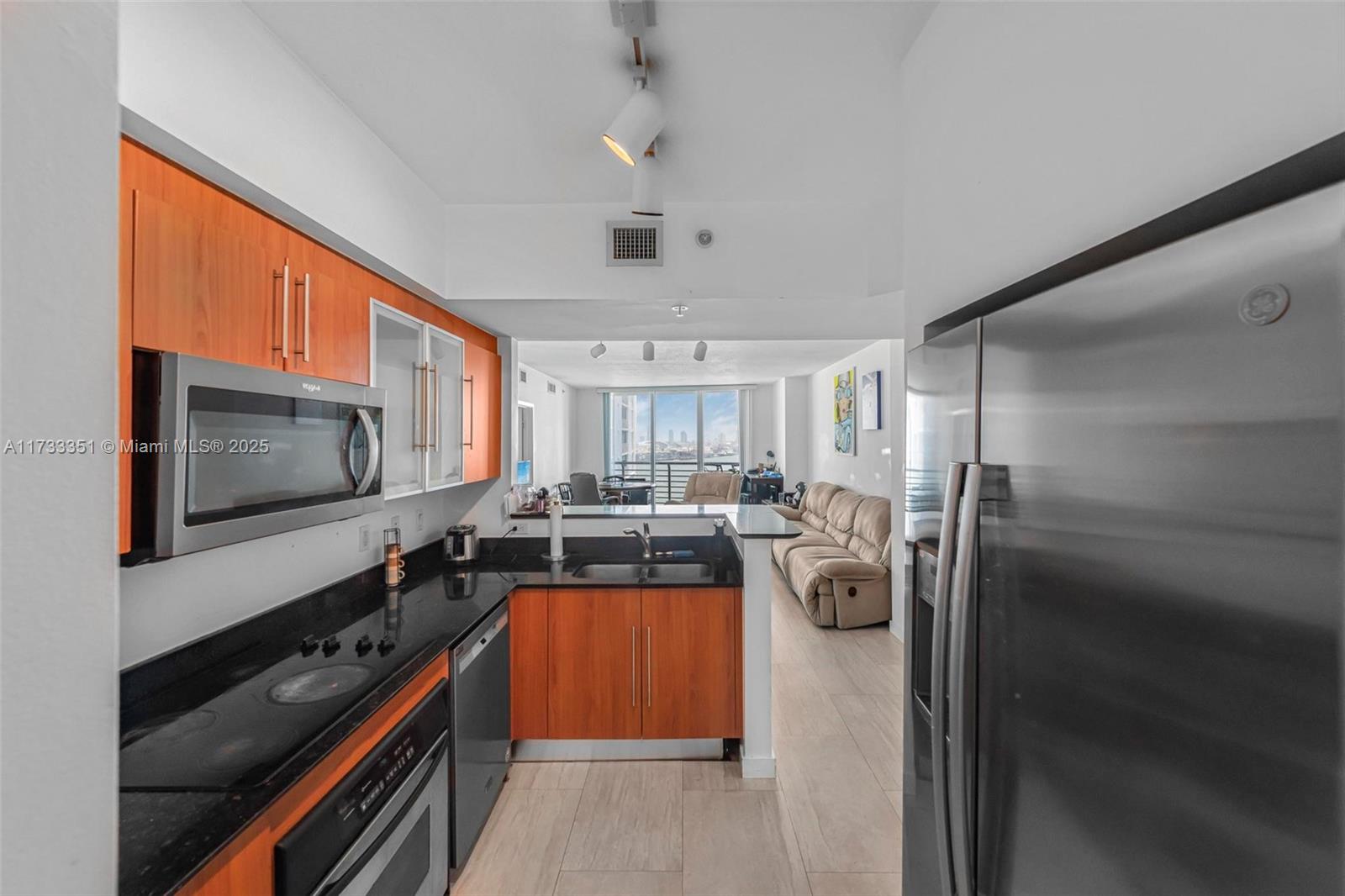 325 S Biscayne Blvd #1726, Miami FL 33131