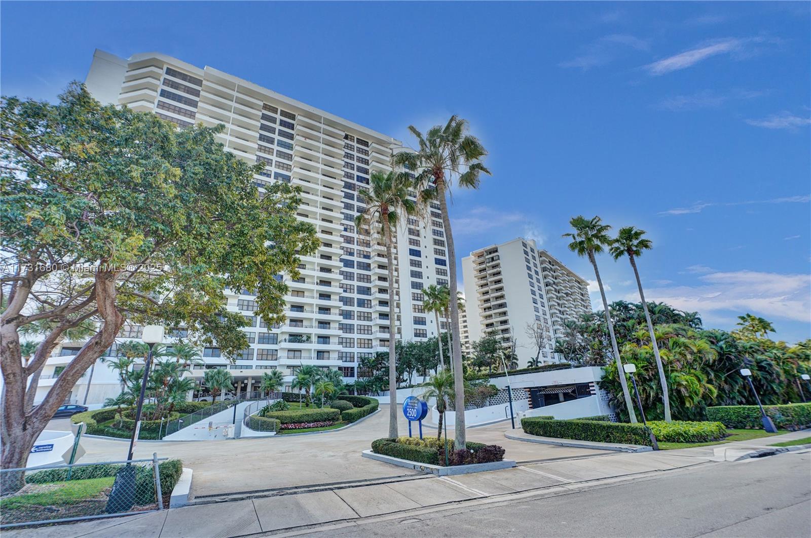 2500 Parkview Dr #808, Hallandale Beach, Florida image 2