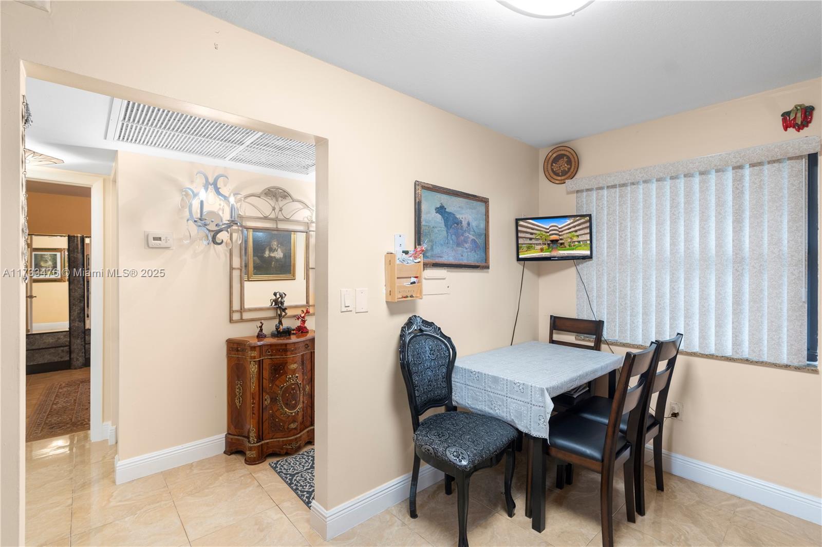 1101 Colony Point Cir #403, Pembroke Pines, Florida image 10