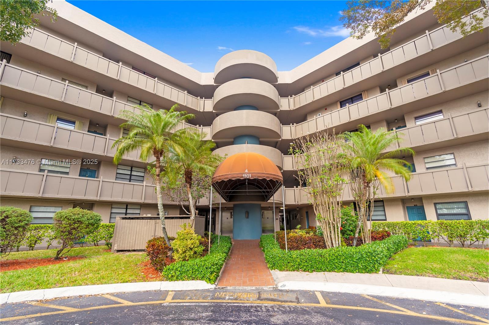 1101 Colony Point Cir #403, Pembroke Pines, Florida image 20