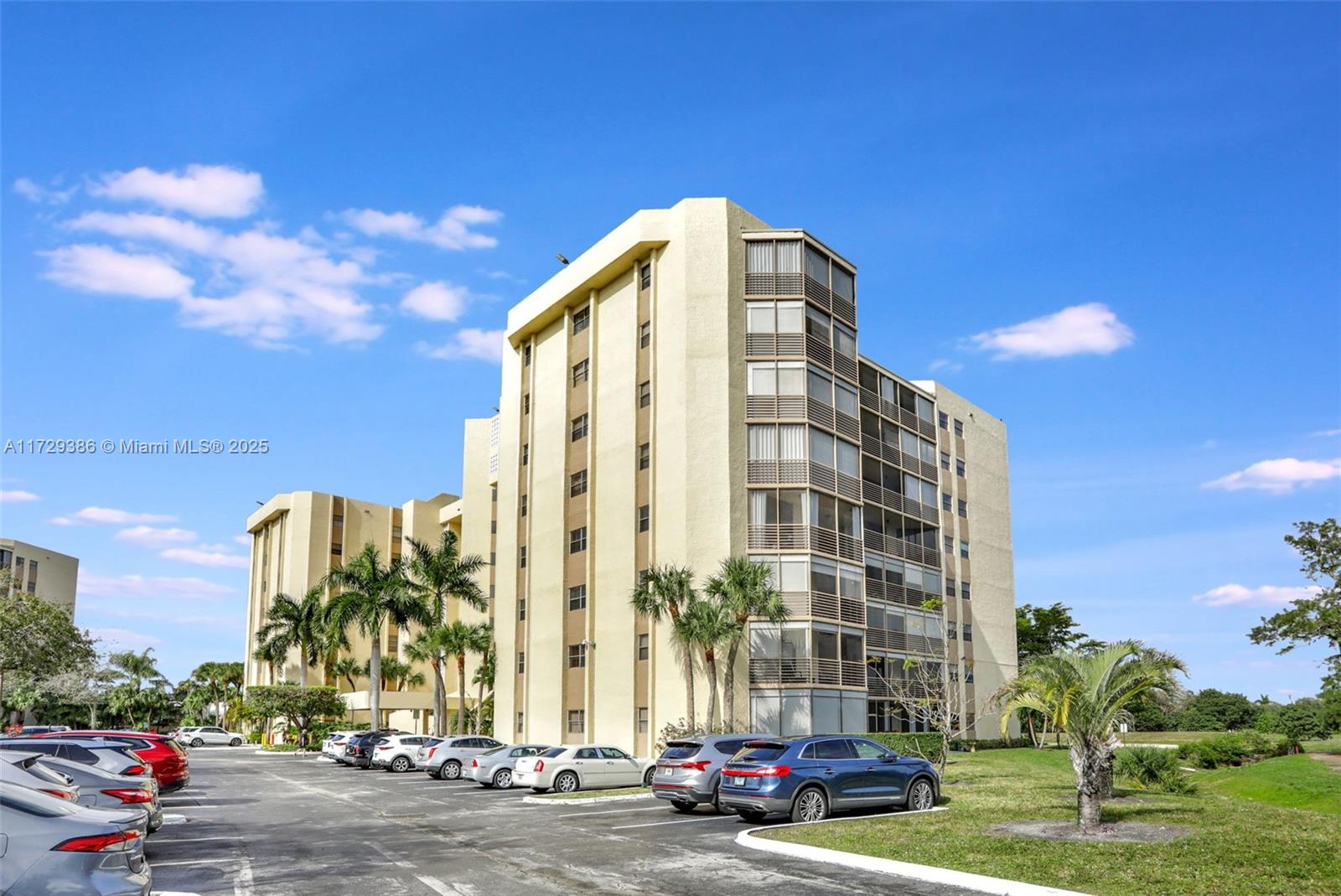 7400 Radice Ct Unit 801, Lauderhill, Florida 33319