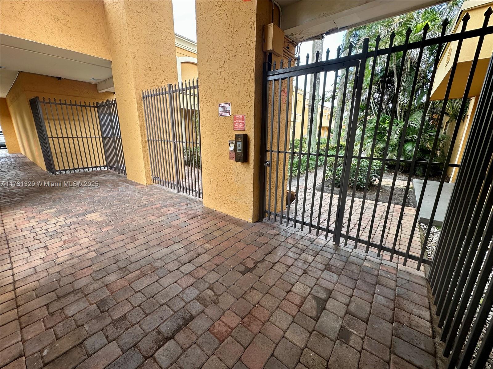 17911 NW 68th Ave #M106, Hialeah, Florida image 42