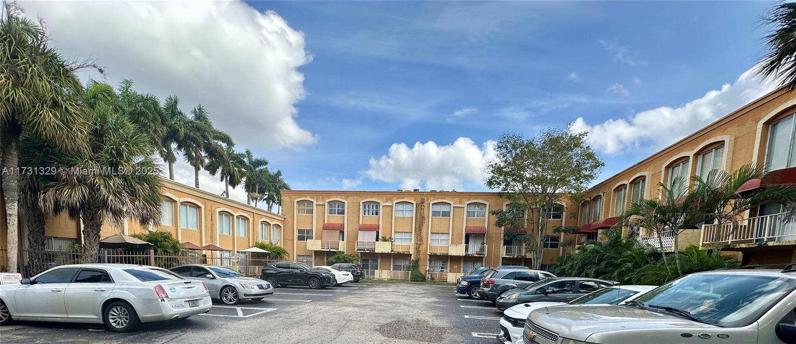 17911 NW 68th Ave #M106, Hialeah, Florida image 43