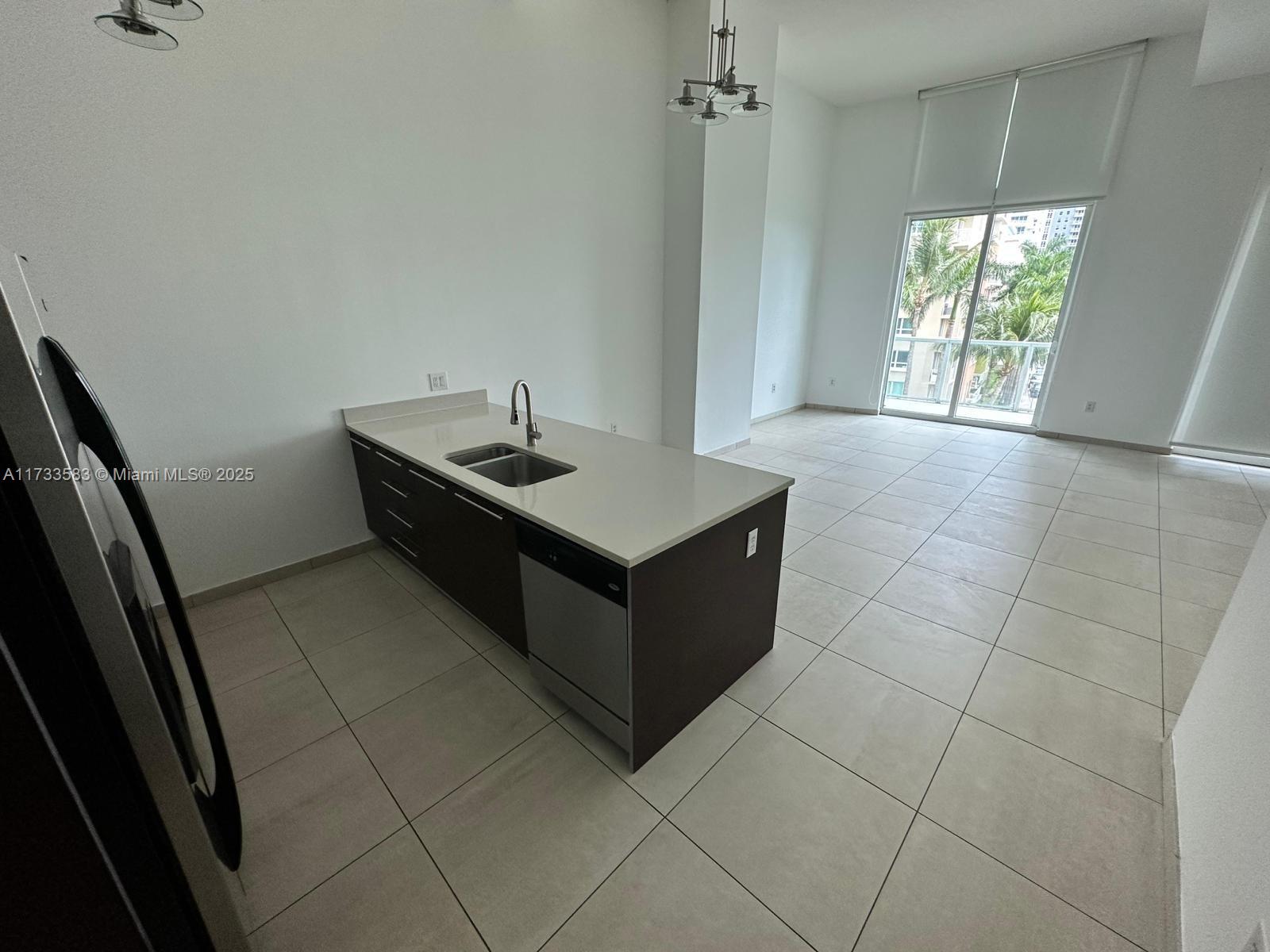 1900 N Bayshore Dr #608, Miami, Florida image 8