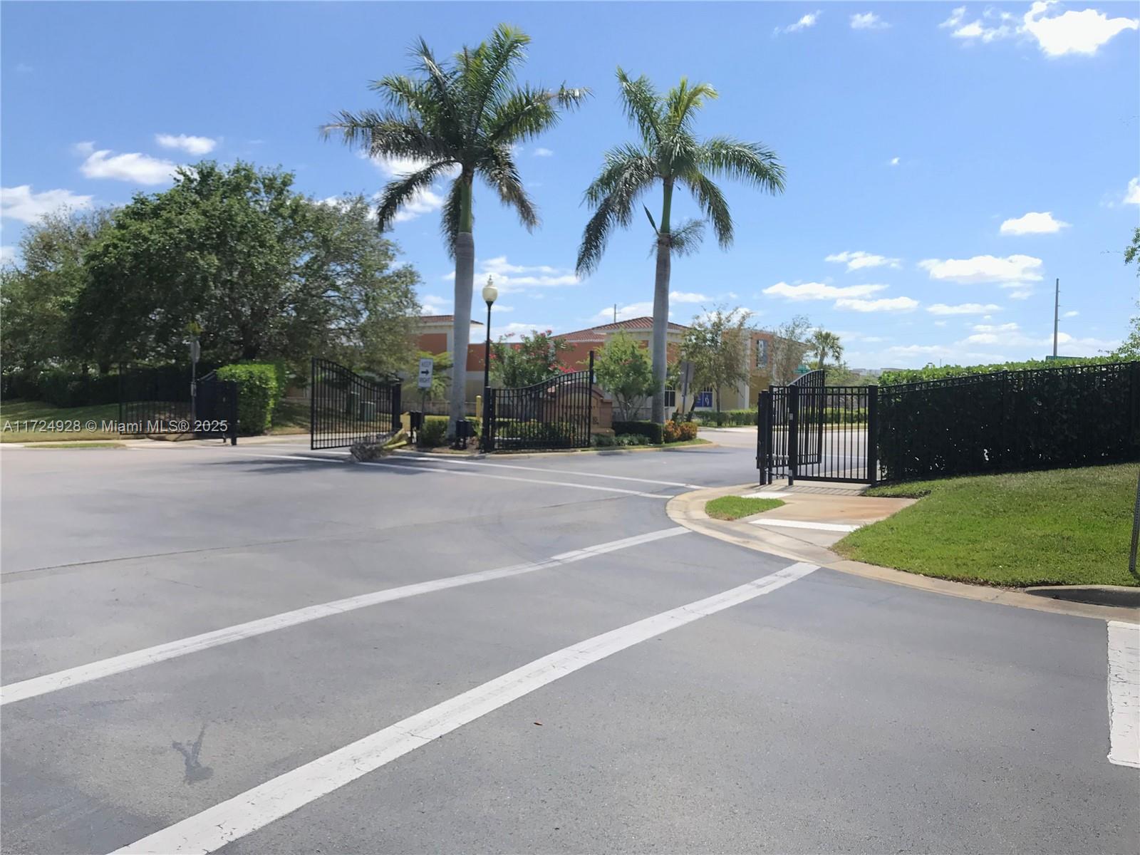 Residential, Naples, Florida image 4