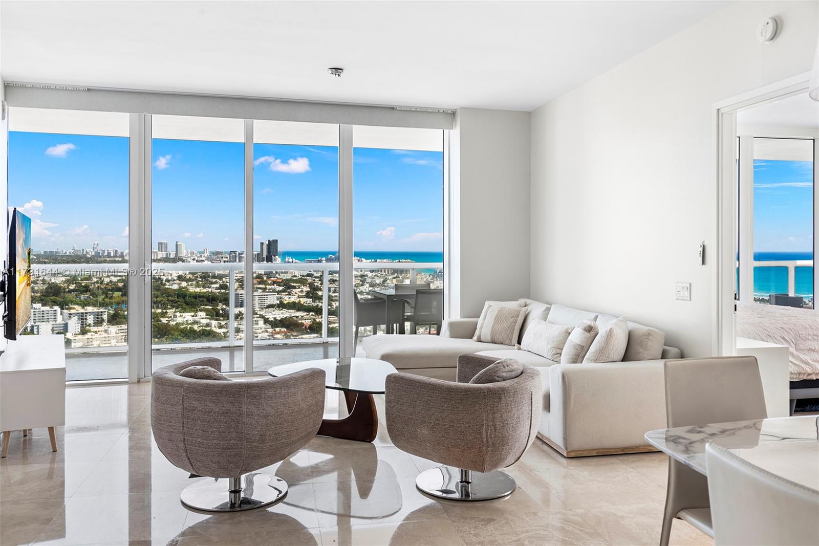 450 Alton Rd #3010, Miami Beach FL 33139