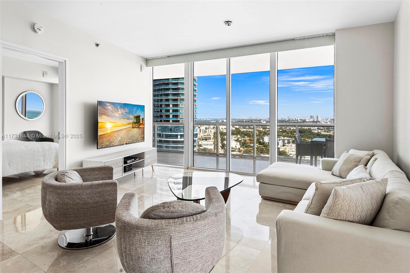 450 Alton Rd #3010, Miami Beach FL 33139