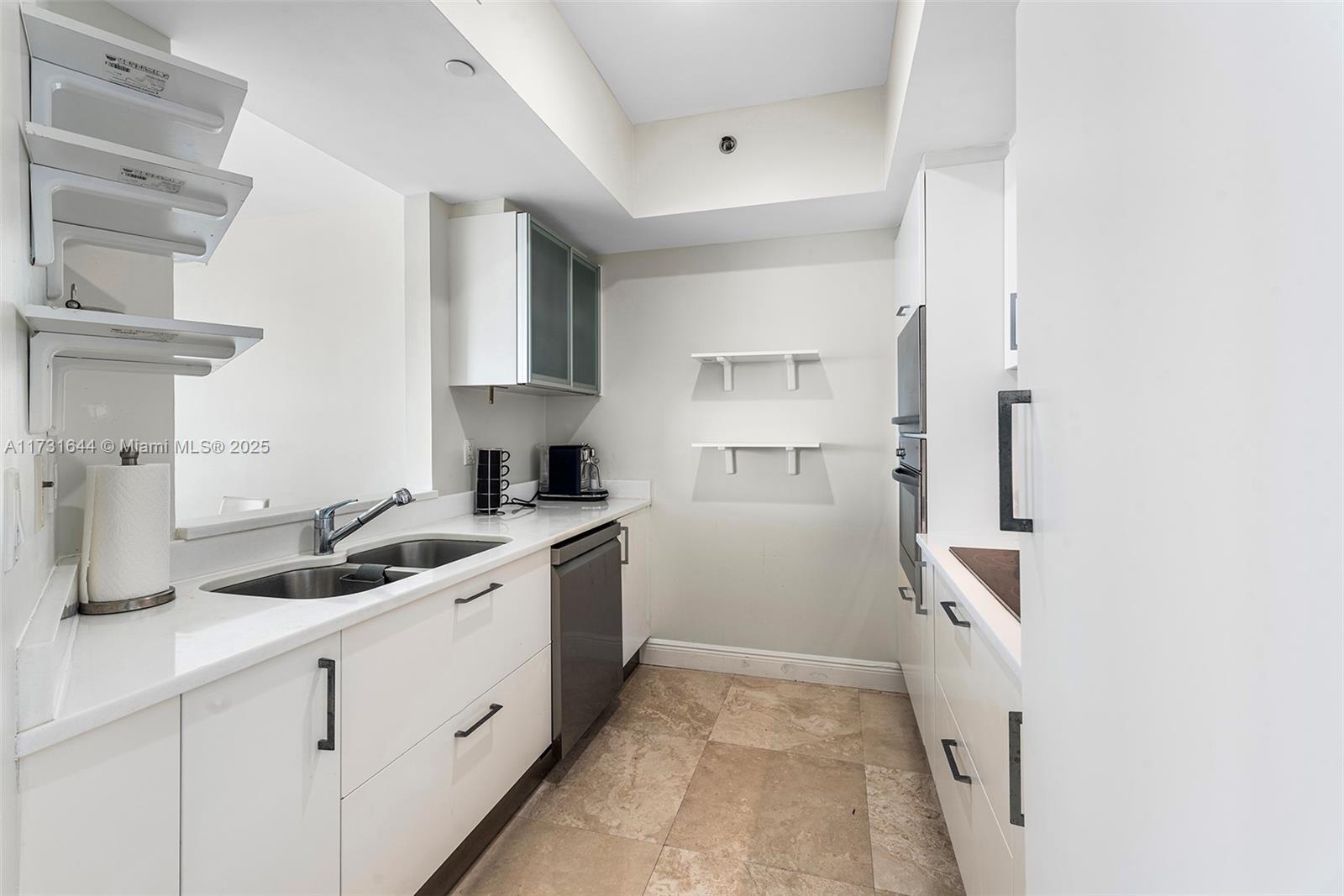 450 Alton Rd #3010, Miami Beach FL 33139