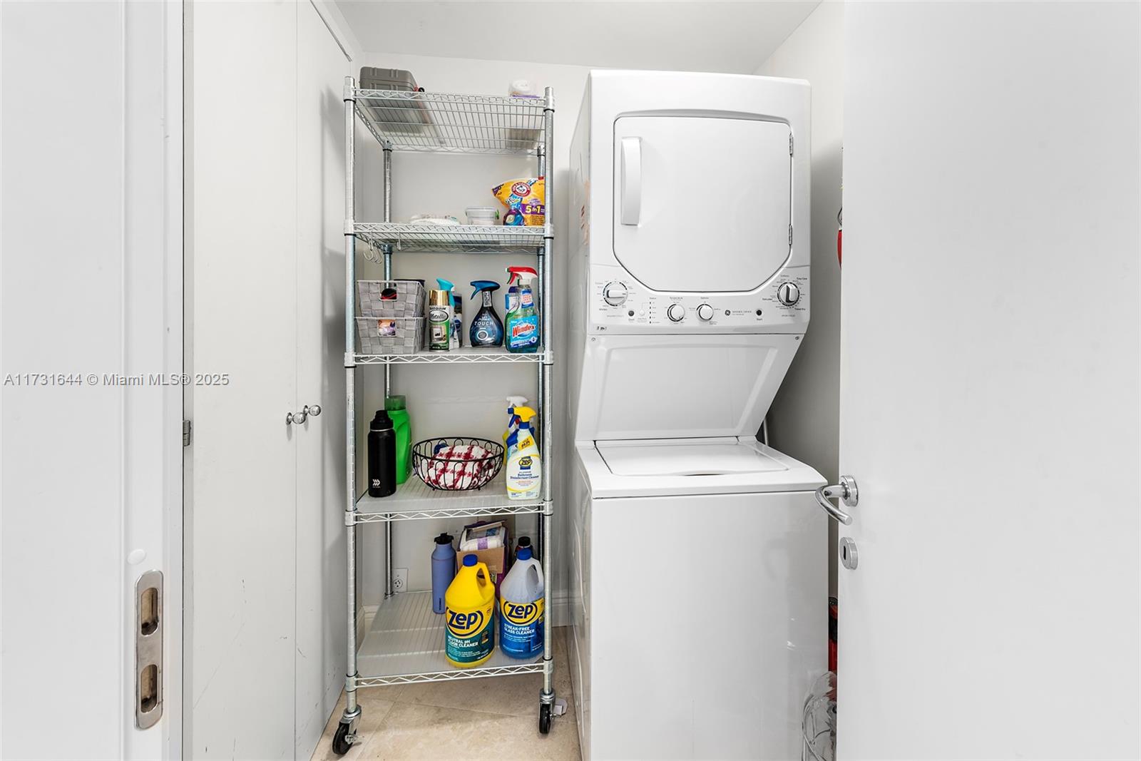 450 Alton Rd #3010, Miami Beach FL 33139