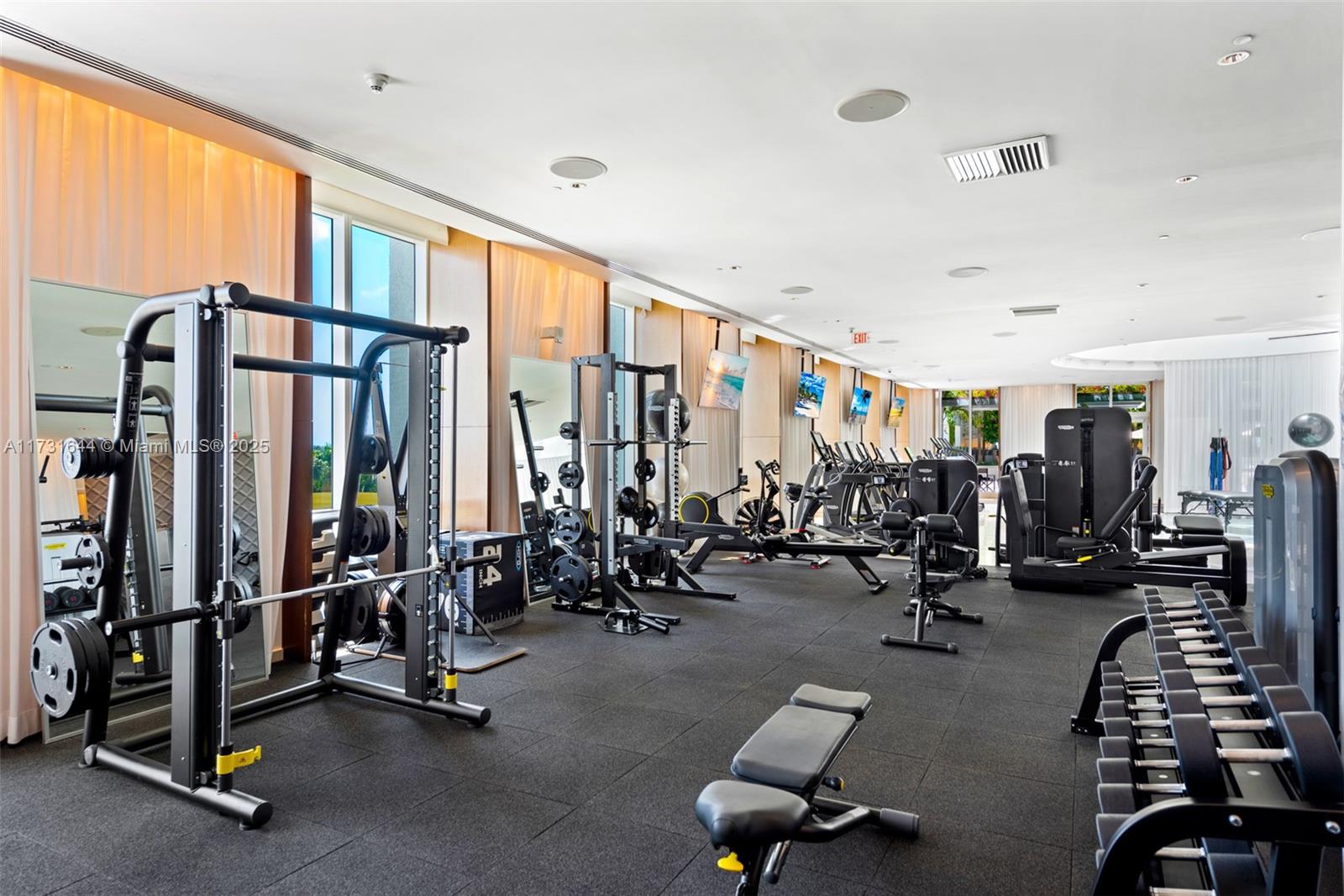 450 Alton Rd #3010, Miami Beach FL 33139