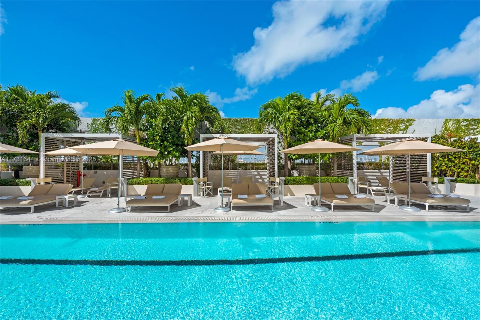 450 Alton Rd #3010, Miami Beach FL 33139