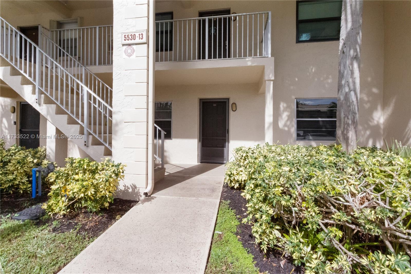 5530 Lakeside Dr #104, Margate, Florida image 24