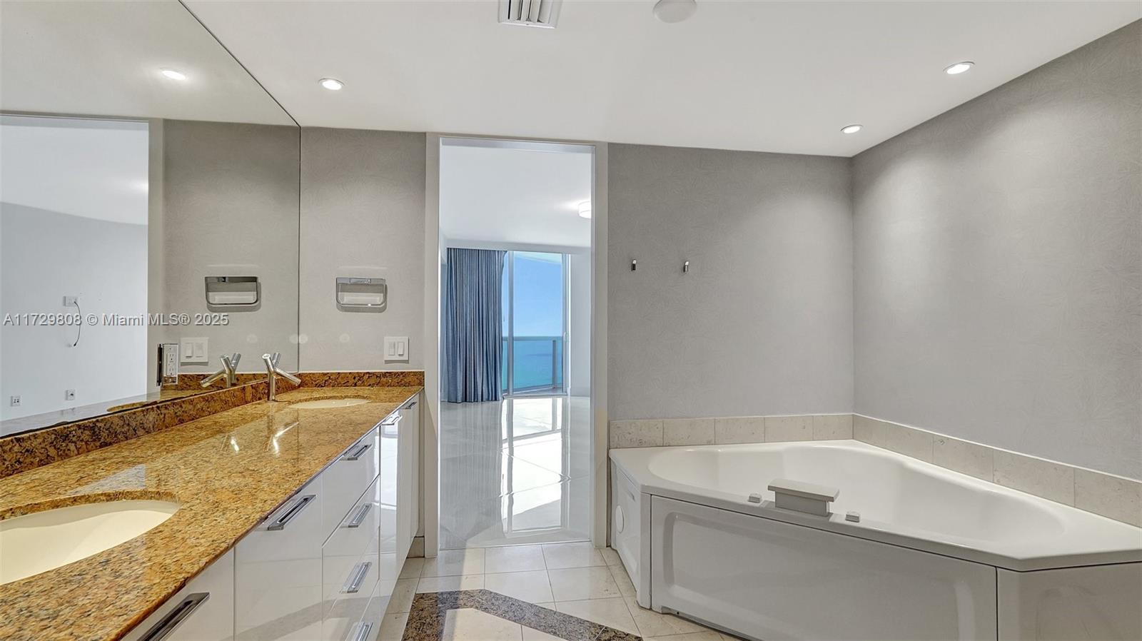 18911 Collins Ave #3102, Sunny Isles Beach, Florida image 19