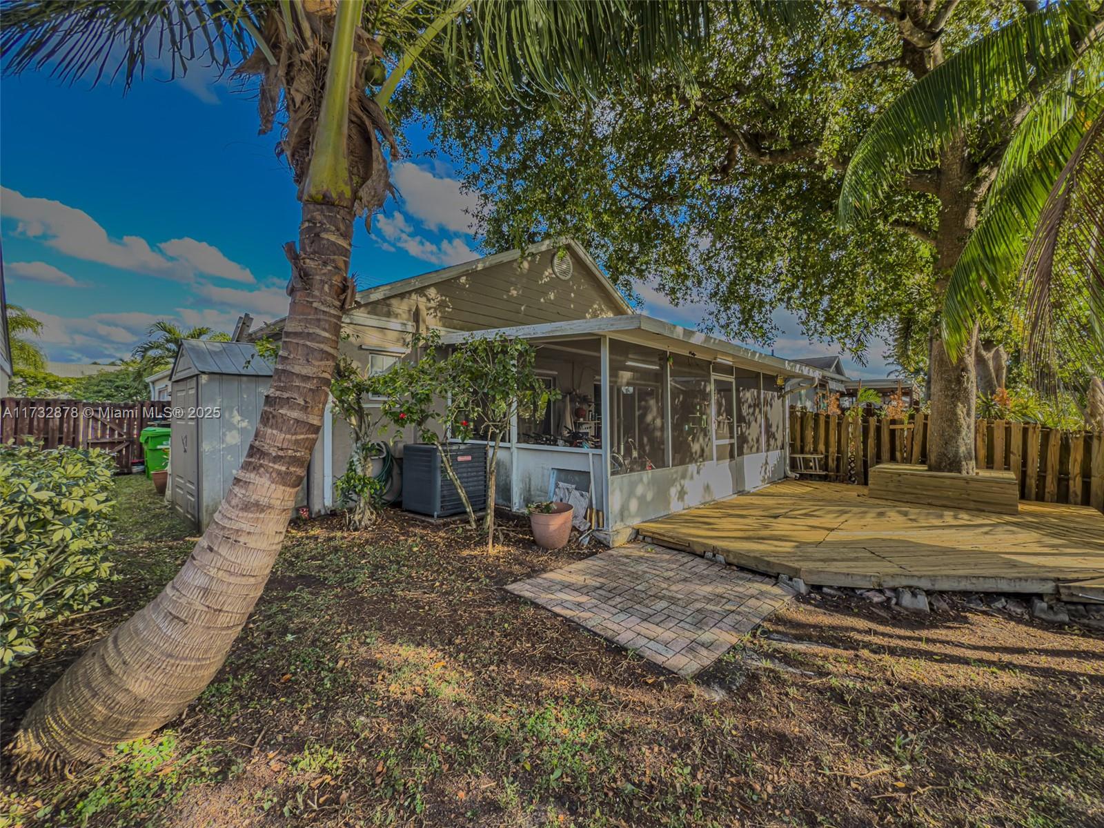 205 SW 159th Way, Sunrise, Florida image 26