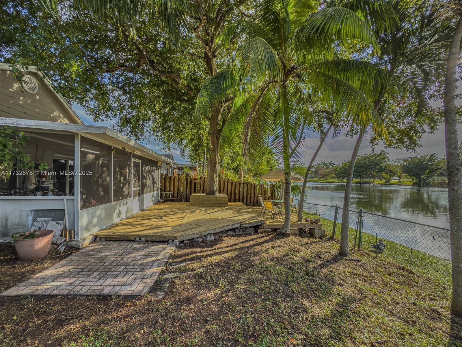 205 SW 159th Way, Sunrise, Florida image 27