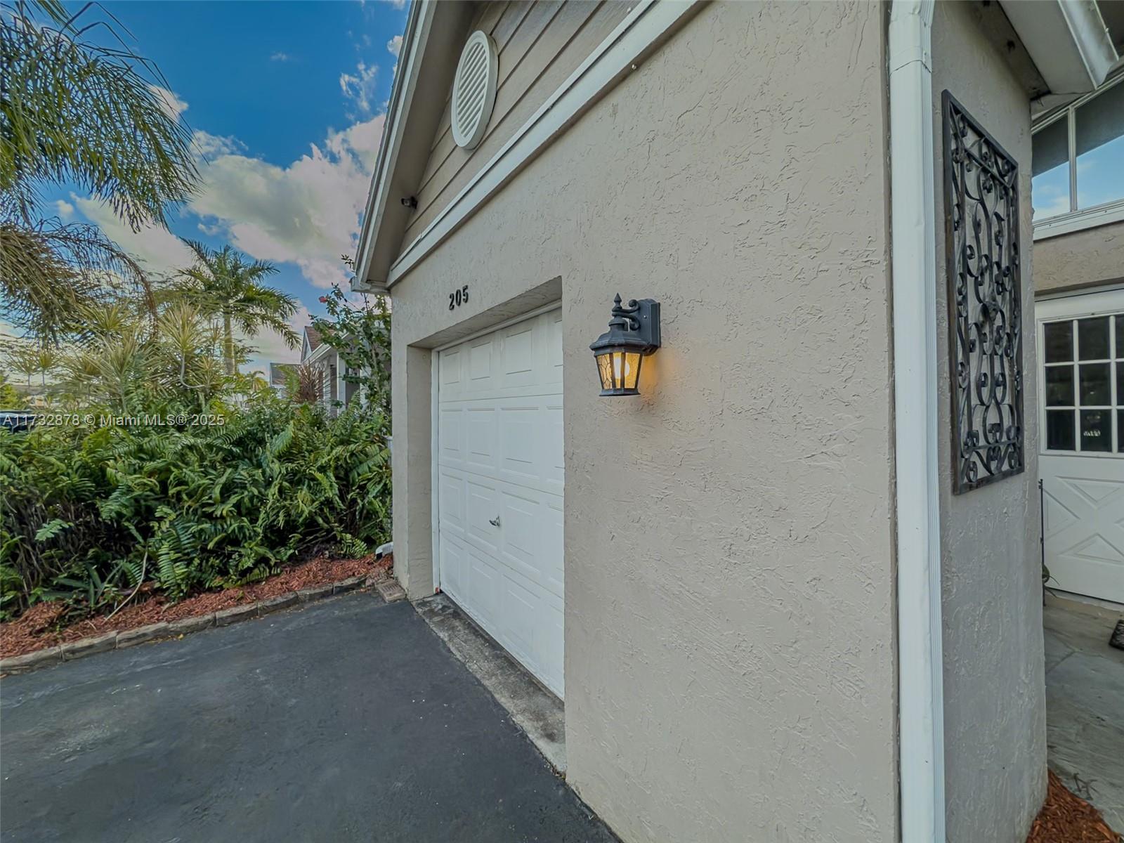 205 SW 159th Way, Sunrise, Florida image 5