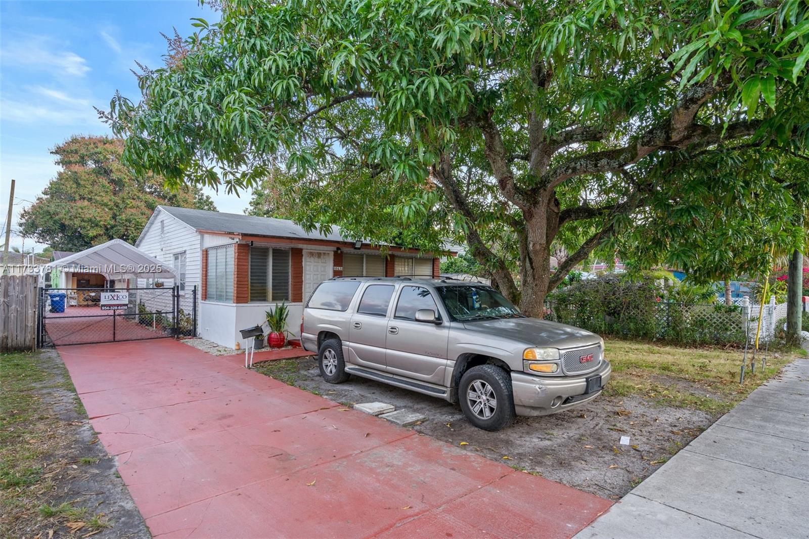 10633 NW 6th Ave, Miami, Florida image 1