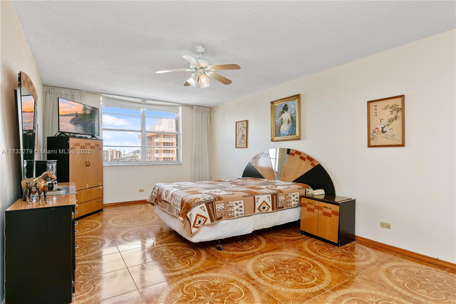 250 174th St #2116, Sunny Isles Beach, Florida image 28