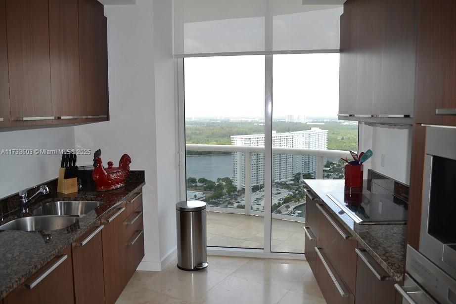 15901 Collins Ave #2705, Sunny Isles Beach, Florida image 8