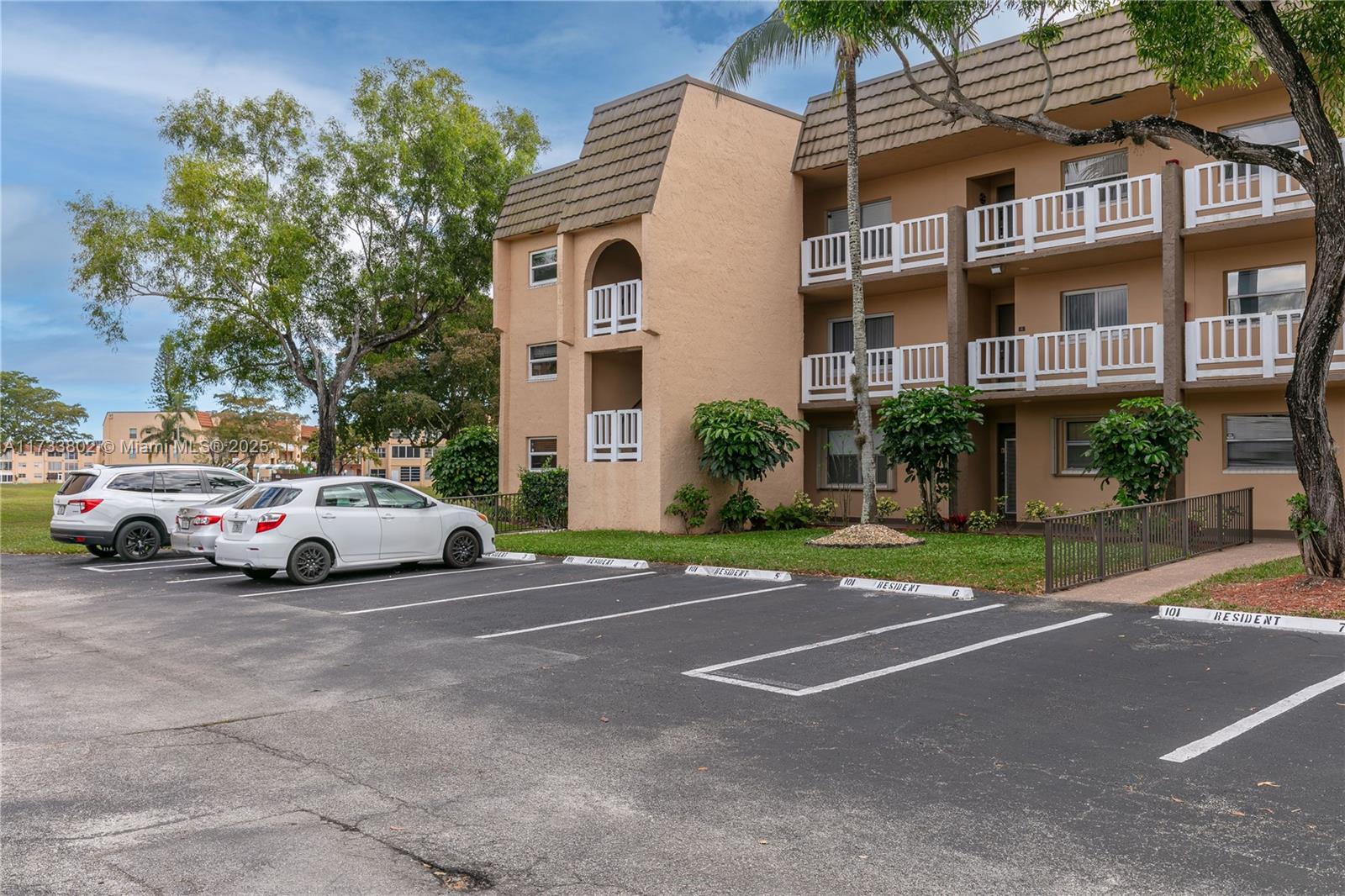 9310 N Sunrise Lakes Blvd #301, Sunrise, Florida image 13