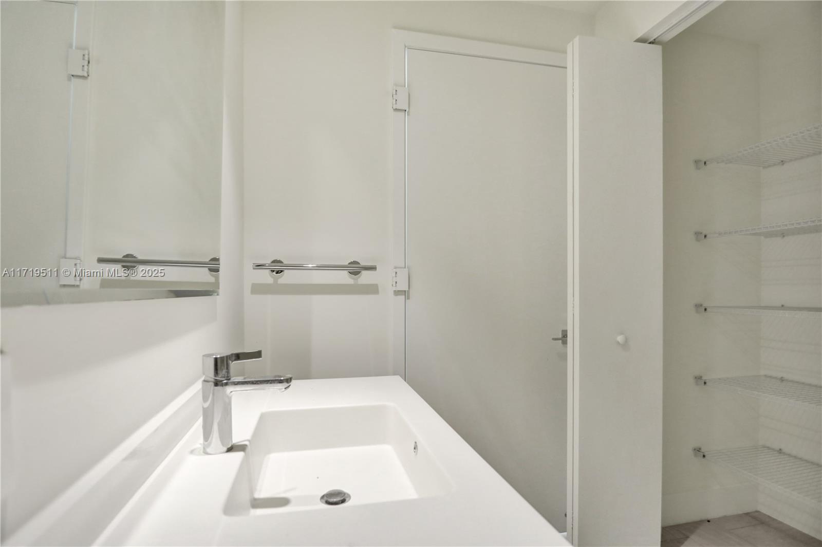 2000 Metropica Way #2110, Sunrise, Florida image 31