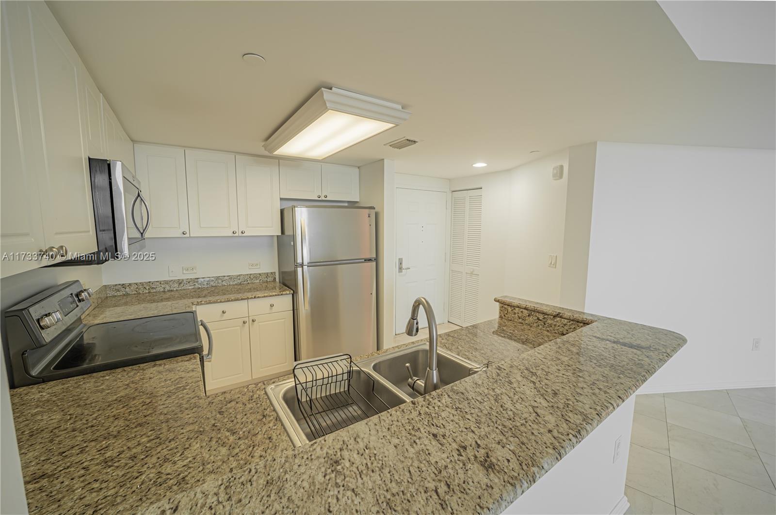 19501 W Country Club Dr #2201, Aventura, Florida image 9