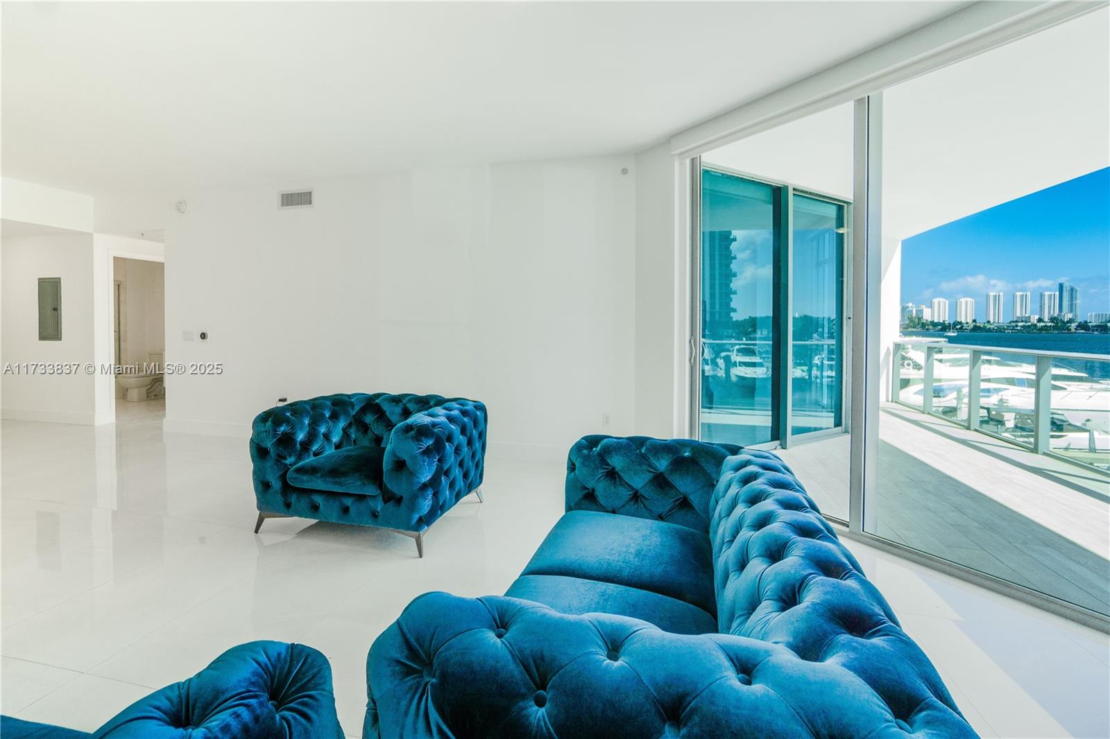 17301 Biscayne Blvd #207, North Miami Beach, Florida image 19