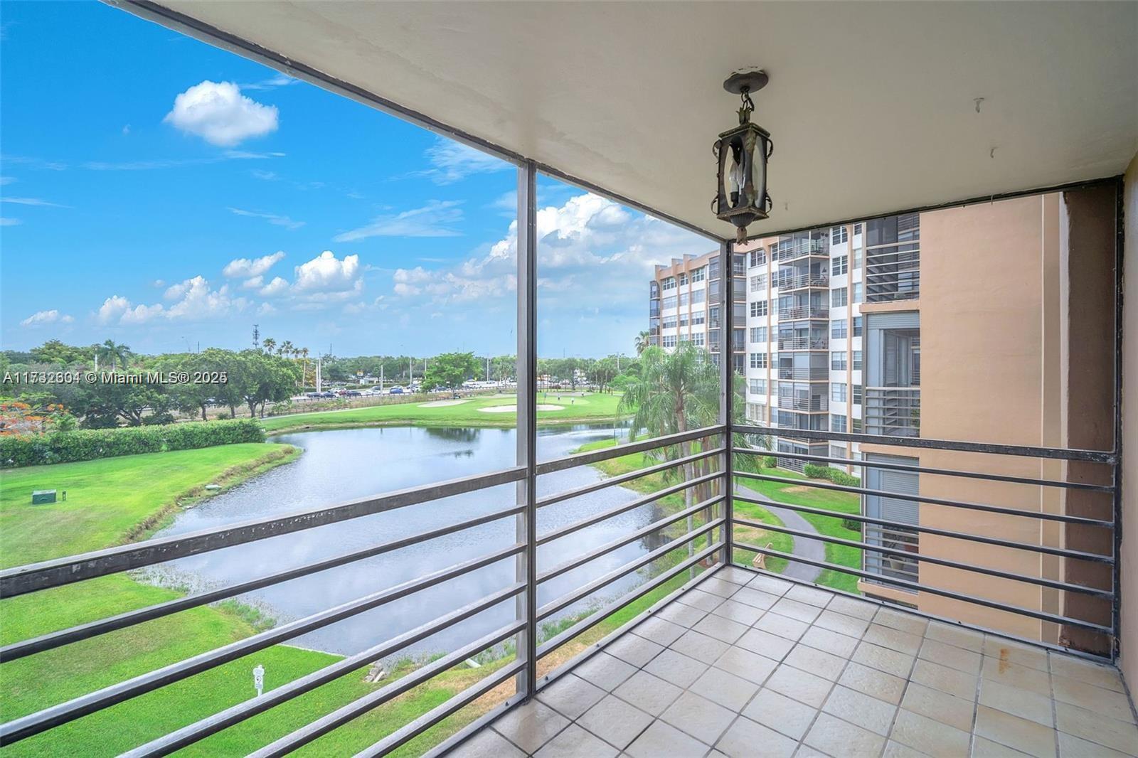 1200 Saint Charles Pl #419, Pembroke Pines, Florida image 5