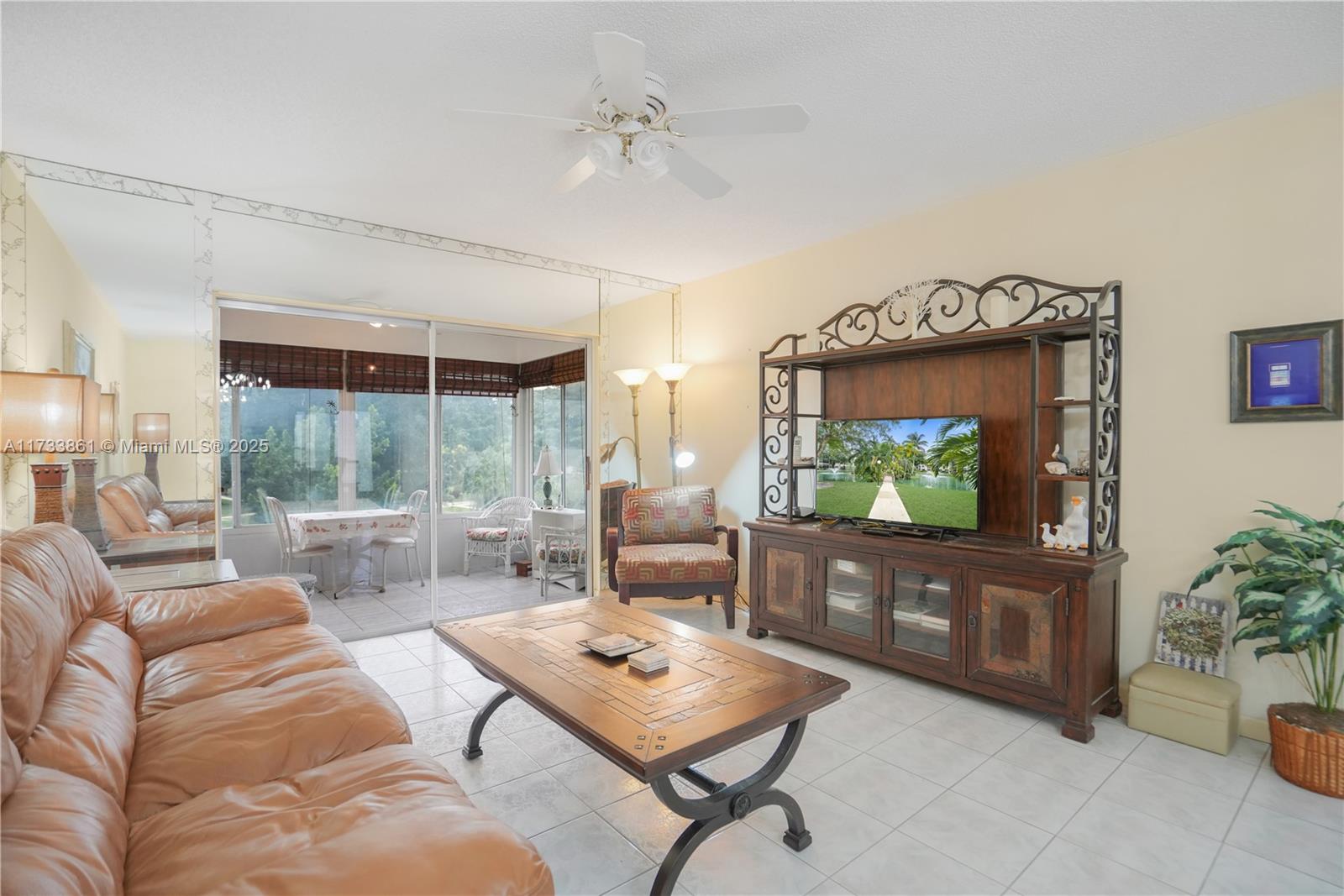 5171 W Oakland Park Blvd #311, Lauderdale Lakes, Florida image 3