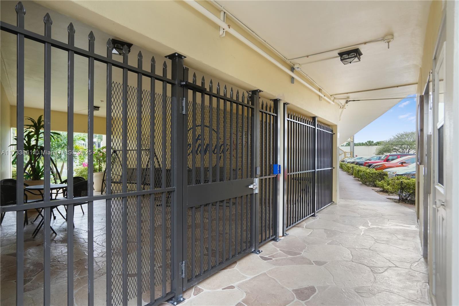 5171 W Oakland Park Blvd #311, Lauderdale Lakes, Florida image 30